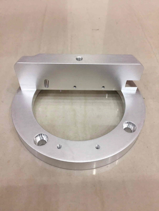 AMAT P/N : 0020-13975 , BLOCK, MOUNTING, TOP SENSOR LLKB, WBLL