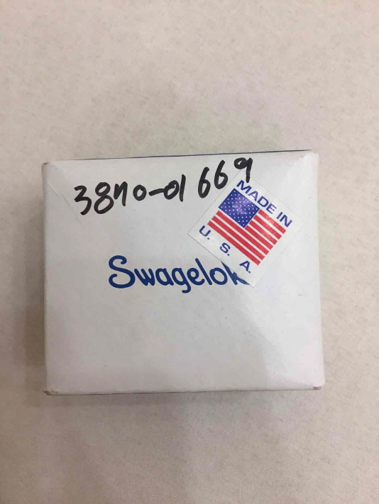 AMAT P/N : 3870-01669  VALVE CHECK 2PSID 1/4VCR 7RA MAX , OEM New