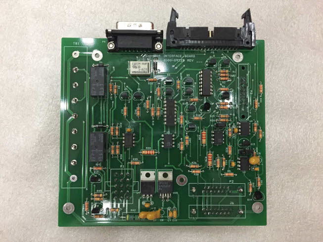 AMAT P/N :  0100-09222 , CHAMBER INTERFA..