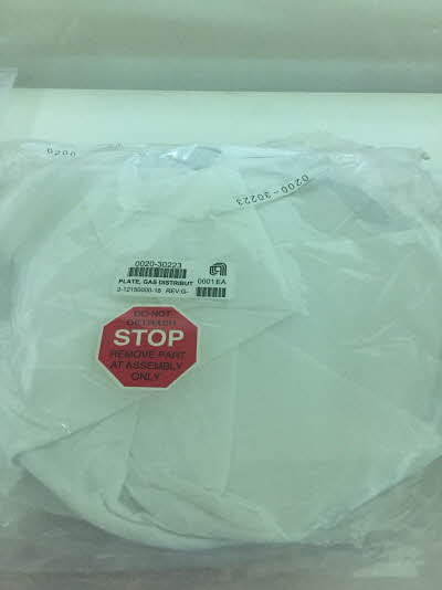 AMAT P/N : 0020-30223 , PLATE GAS DISTRI..