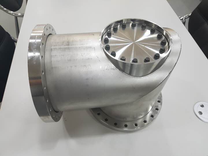 AMAT P/N : 0040-21068 , CRYO ELBOW W/ VI..